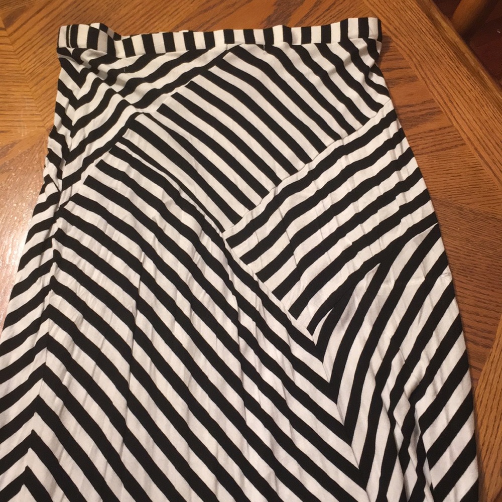 Long maxi skirt